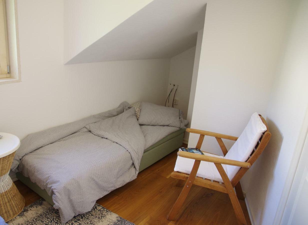 Holiday Home Nevista Sumartin Extérieur photo